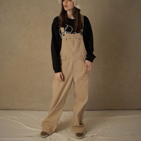 RARE Levi's(R) RED Utility Overalls WANDERING TIME Womens Sz XS - Picture 1 of 9